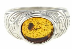 Каблучка-перстень з каменем бурштину